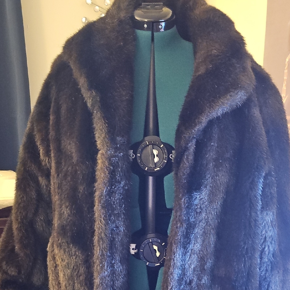 Chic Black Teddy Jacket